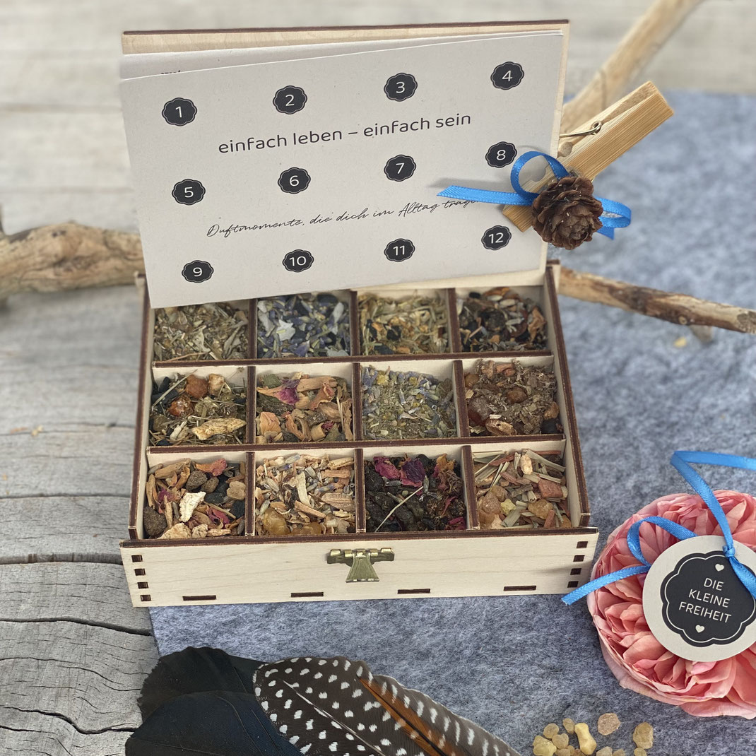 Die Räucherbox Rauhnächte mit Dekoration