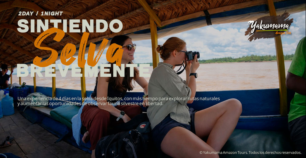 Travelers enjoying a brief Amazon rainforest tour from Iquitos with overnight lodge stay | Tour corto de 2 días en la Amazonía