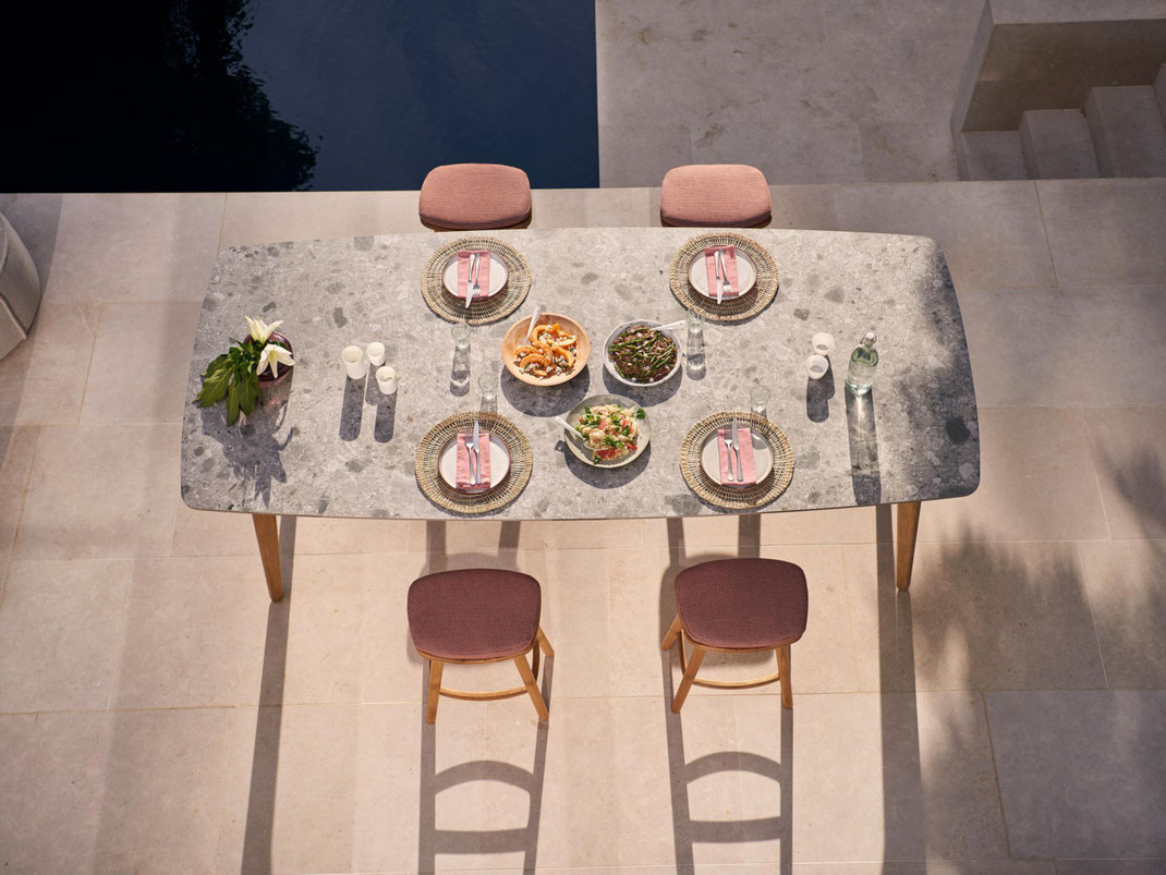 Gartentisch Manutti Torsa mit Steinplatte