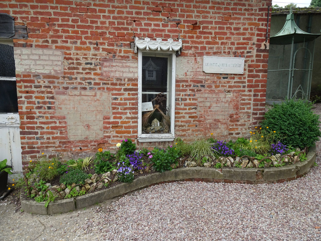 Le petit jardin de Marie Françoise Thérèse aux Buissonnets