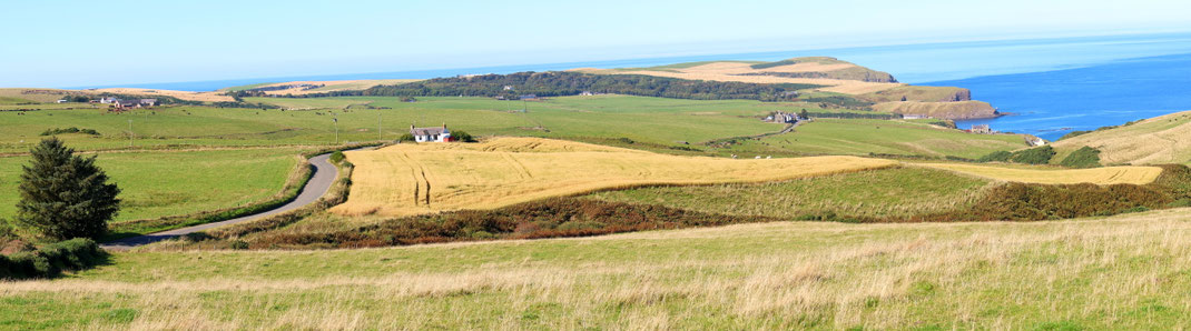 Local Hero: Die Geschichte spielt an der ländlichen Küste von Aberdeenshire. Vorab die Küste am Moray Firth ist geprägt von Landwirtschaft und malerischen Fischerdörfer. 