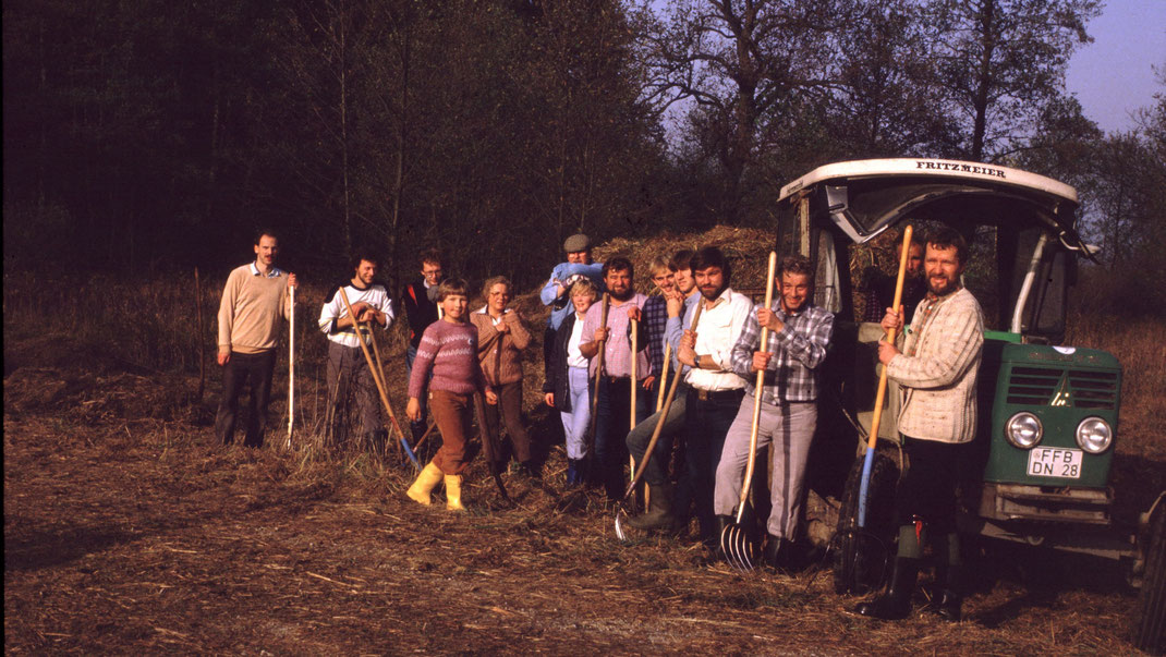 Der erste Biotoppflegeeinsatz 1984 im Ampermoos bei Kottgeisering Foto: Archiv LBV Fürstenfeldbruck