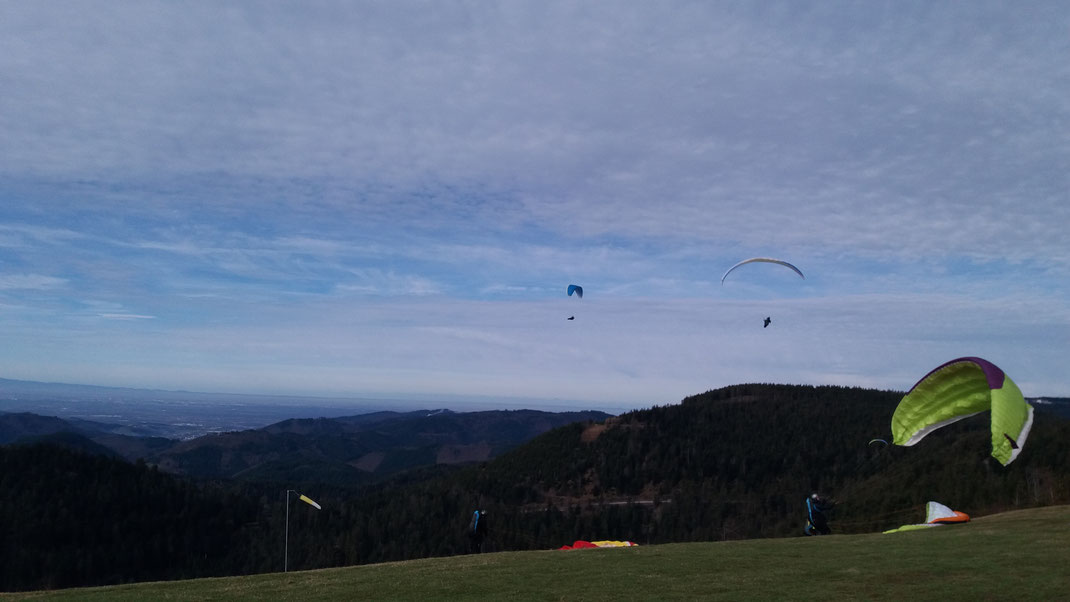 Gleitschirmflugschule Air-Time im Schwarzwald Flugschule Oberkirch Gleitschirmschule Gleitschirmreisen