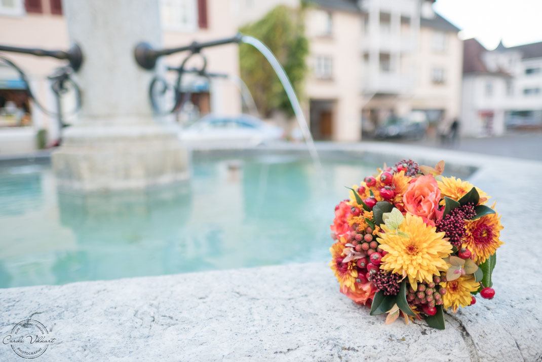 Brautstrauss, Hochzeitsfotografie, Hochzeitsfotografin, Standesamt Arlesheim, Basel
