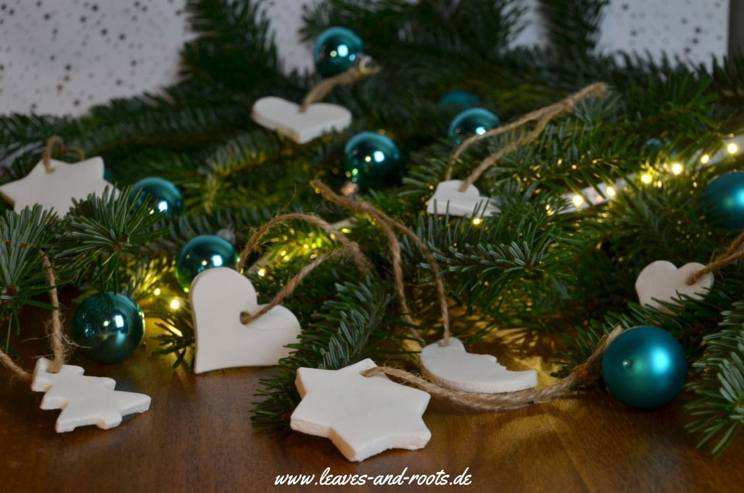 DIY Weihnachtsbaum Schmuck aus Natron und Stärke