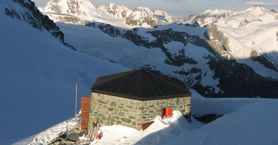 Col de la Dent Blance-Biwak Schweiz Zwitserland