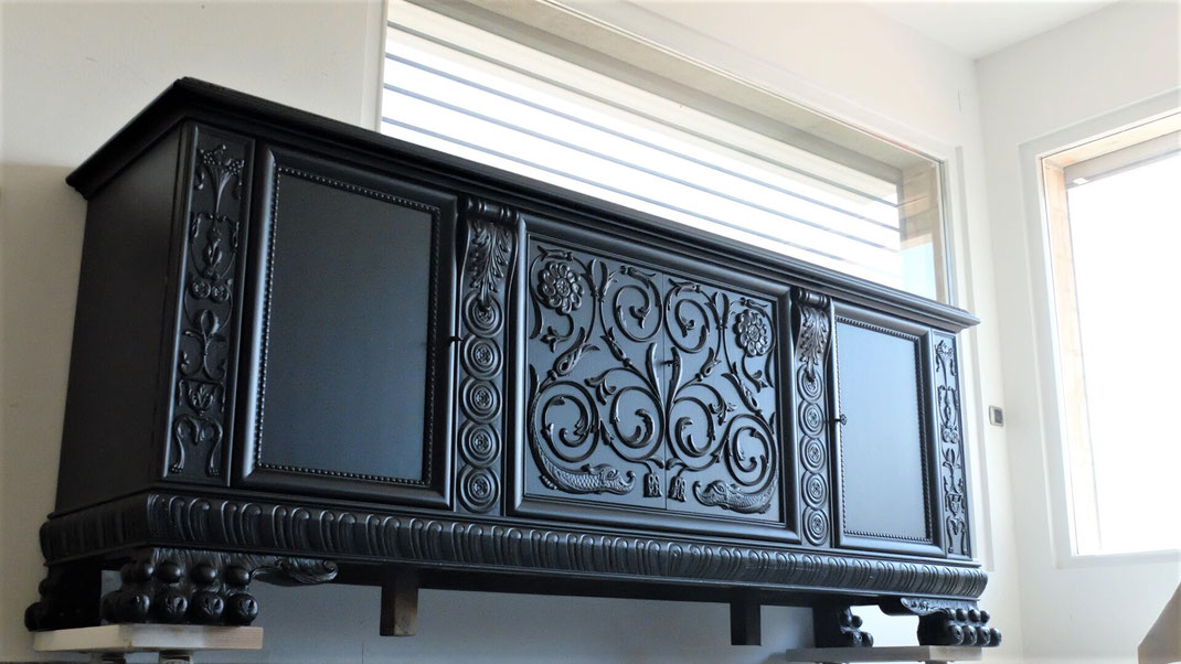 enfilade buffet en laque noire anthonee