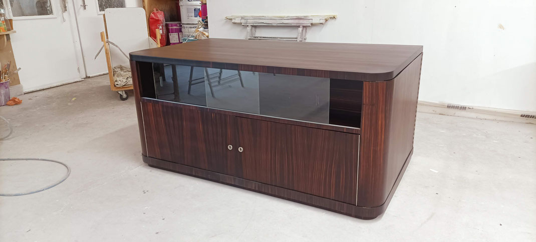 Bureau Art Déco en Ebene de macassar restauré dans les Ateliers Anthonee