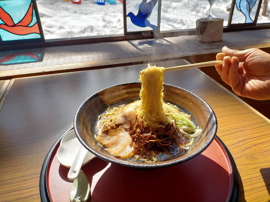 飛騨高山氷点下の森クリスタルハウス森のラーメン