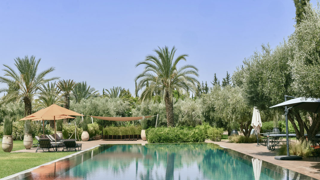Location Villa 6 chambres à Marrakech à partir de 1290€ la nuit · Piscine chauffée · Hammmam · Personnel inclus