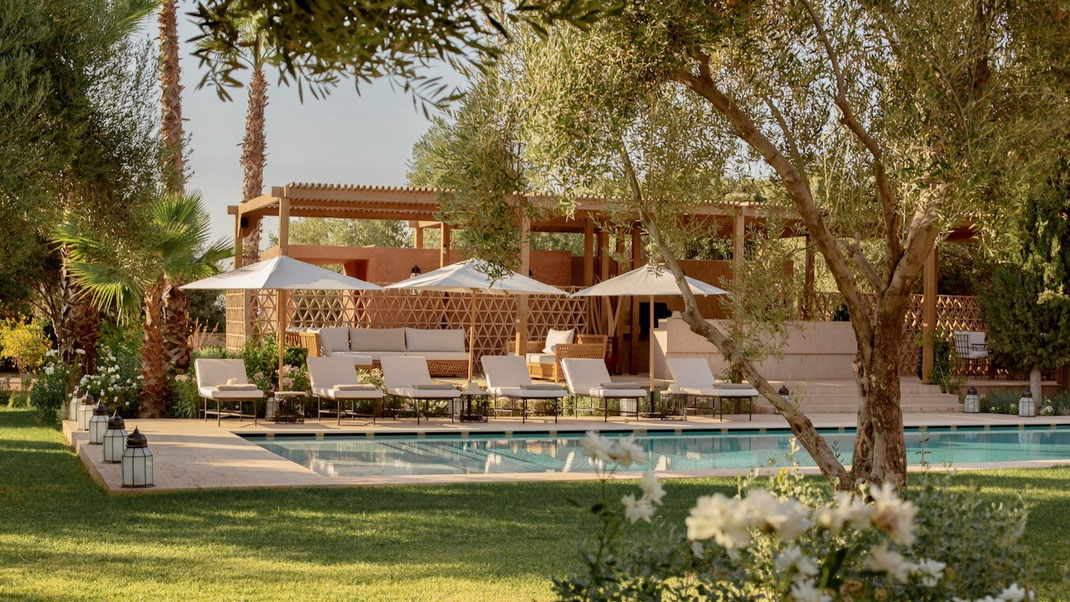 Location propriété luxe Marrakech avec 9 chambres et terrain de padel