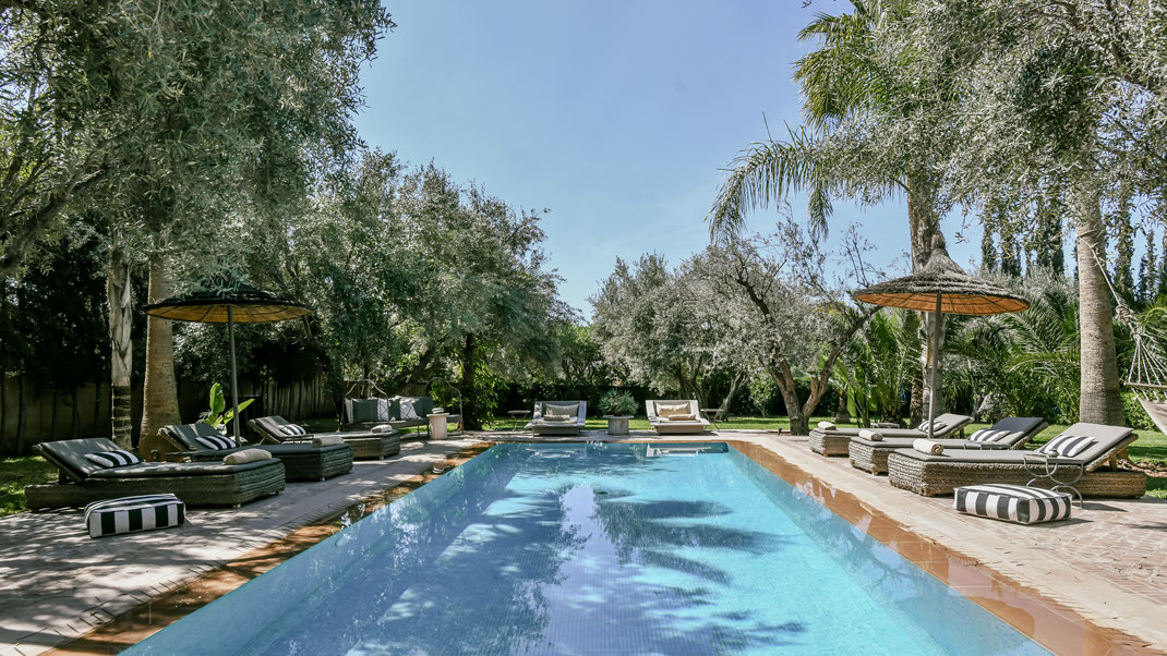 Location Villa 5 chambres à Marrakech à partir de 700€ la nuit · Piscine chauffée · Hammam · Personnel inclus