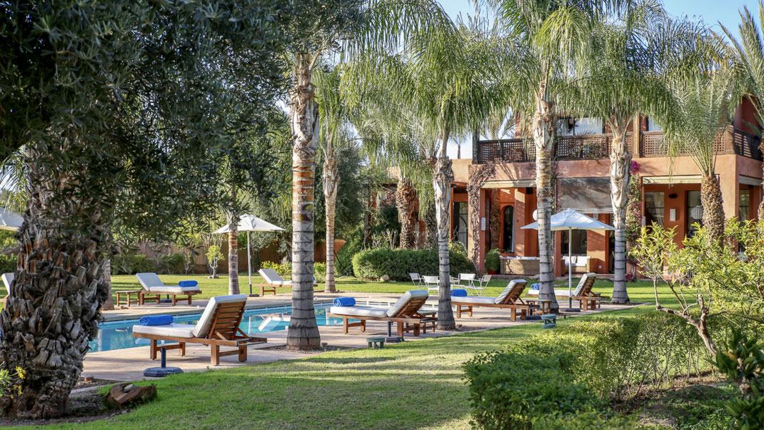 Location Villa 7 chambres à Marrakech à partir de 1400€ la nuit · Piscine chauffée · Spa · Fitness· Personnel inclus