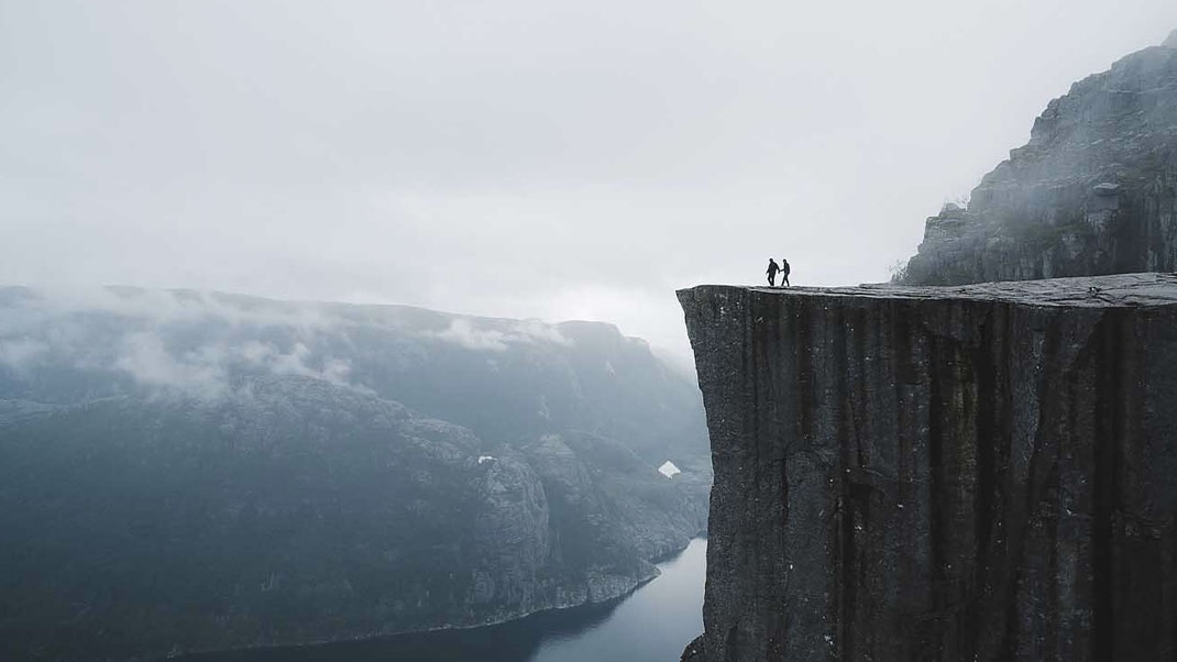 Montagne Norvège Precipice