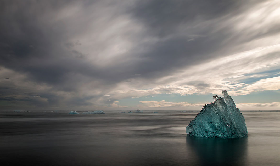 Iceberg with blue ice floating in the Atlantic Ocean, Iceland, Long Exposure, ND-Filter, 1280x762px