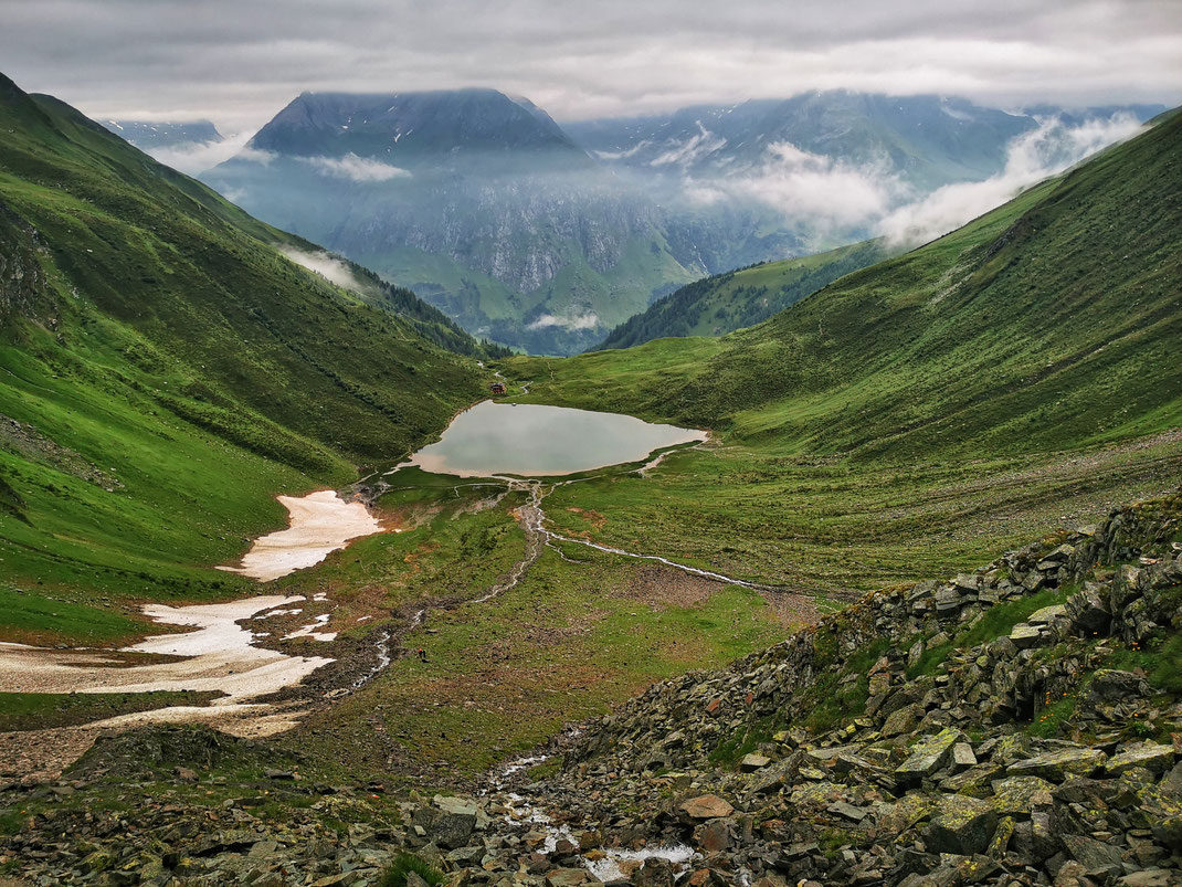 Schöner Blick auf den See und die Bergerseehütte