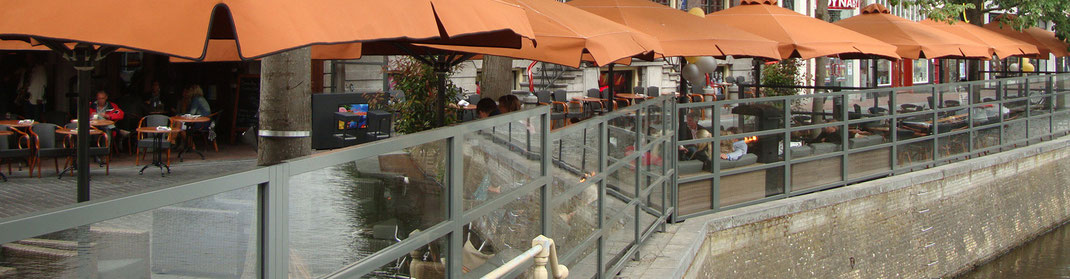 Stabile Windschutzanlage für Terrasse 