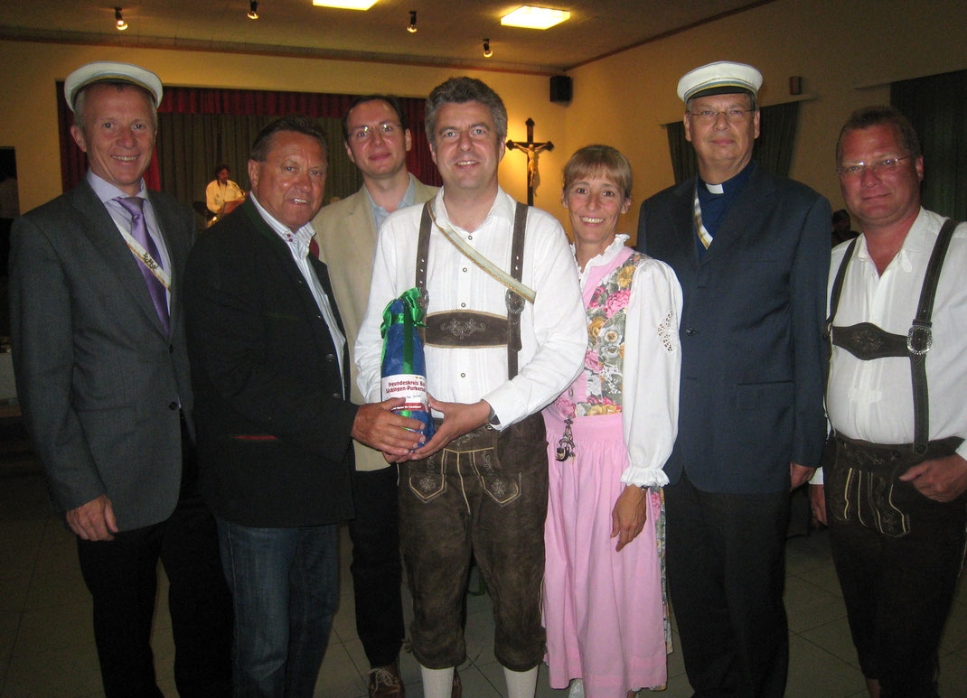 Dr. Rudolf Toifl, Raimund Boltz, Kaplan Mag. Dimitry Merenich, Markus Wolkerstofer, Michaela Dabsch, Dechant Monsignore Dr. Anton Guber und Reinhard Dabsch