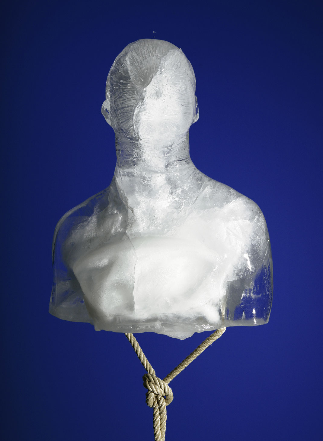 franticek-klossner-sculpture-the-human-body-in-contemporary-art-frozen-self-portrait