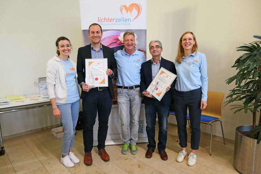 Preisträger des lichterzellen-Forschungspreises 2018 mit lichterzellen-Team.