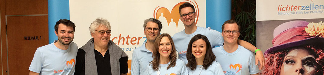 Team der Stiftung lichterzellen.