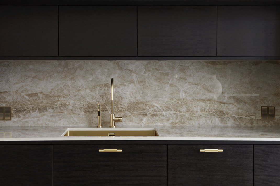 Kitchen countertop and splashwall from Dekton sintered stone