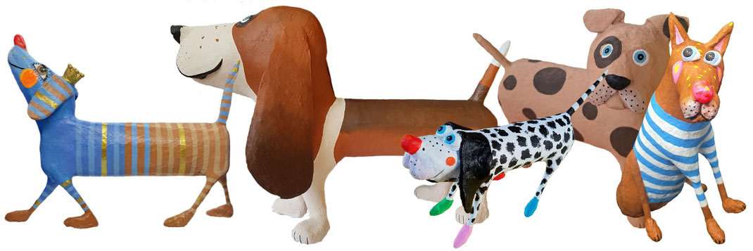 Auswahl fantasievoller, handgefertigter Pappmaché Hundefiguren der Kategorie Hunde von VillaAzula.