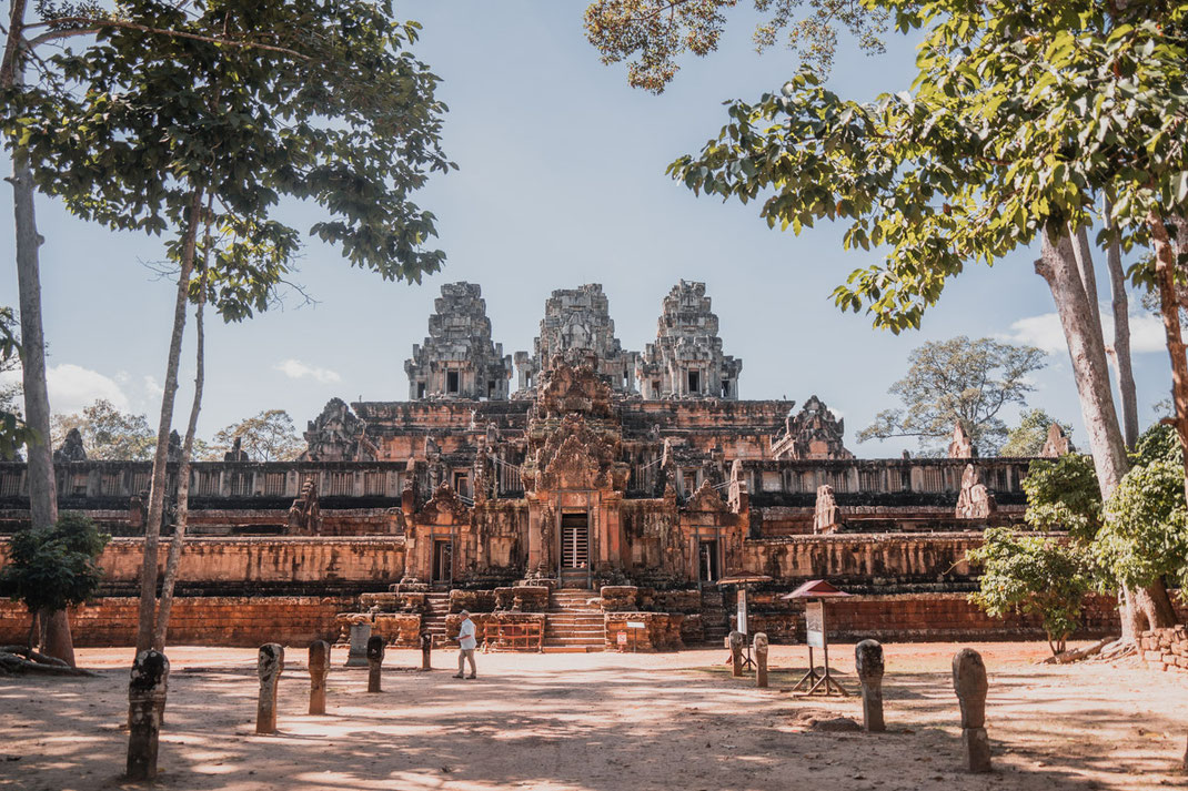 Die Ruinen des Ta Keo Tempels in Angkor.