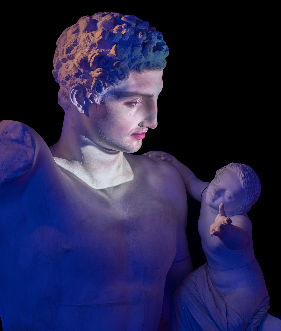 hermes-von-olympia-dionysos-skulptur-praxiteles-interaktive-sprechende-statue-griechische-mythologie-psychopompos-schauspieler-malte-homfeldt