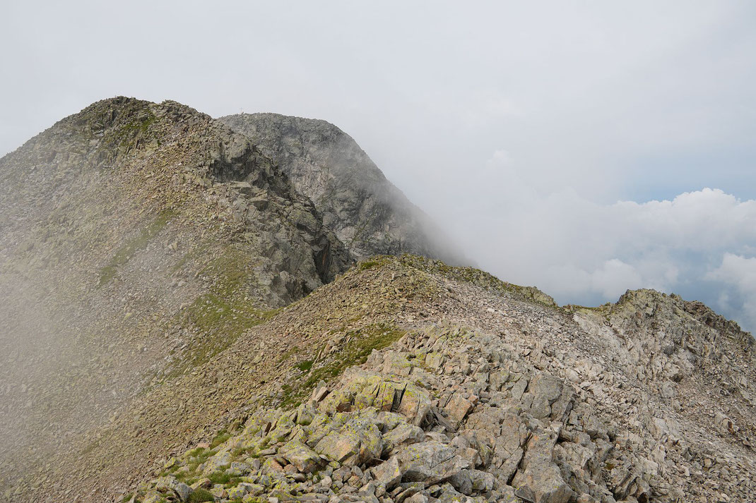 Blick zur Cima Diavoli und der Cima d'Asta (dahinter)