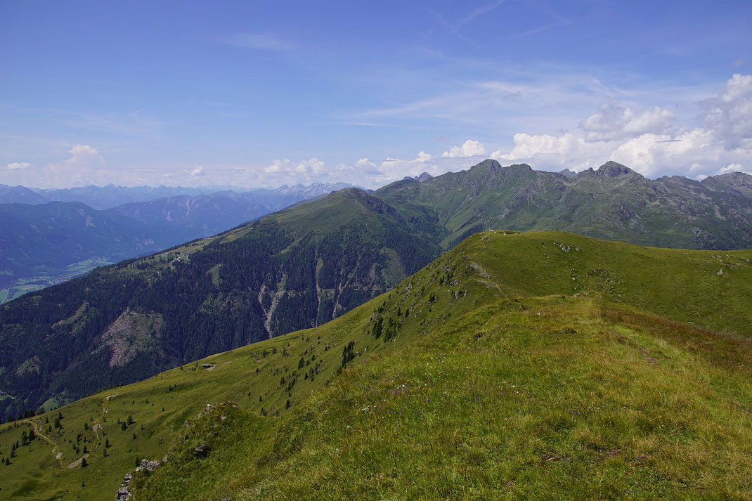 Rückblick zum Tolzer (rechts der Bildmitte)