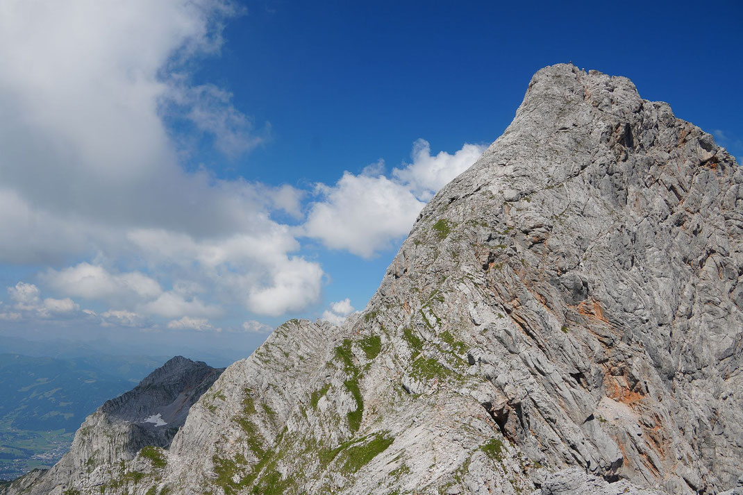 Der Gipfelaufbau, aufgenommen beim Abstieg zur Buchauerscharte