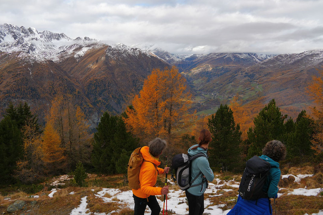 Bei schönem Wetter zeigt sich hier der Glockner, im Tal ist Heiligenblut zu erkennen