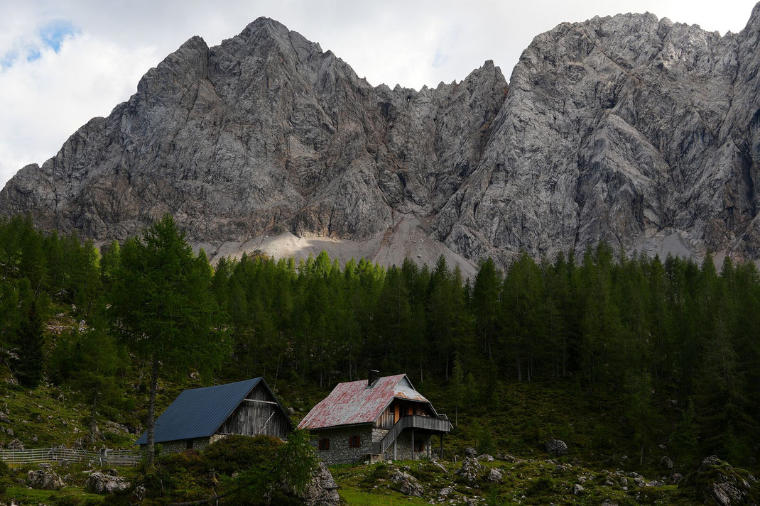 Obere Wolayer Alm mit Biegengebirge