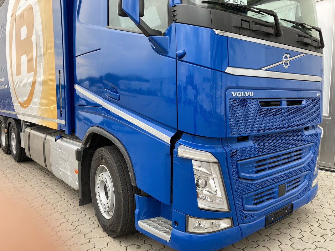 Abbiegeassistent für Volvo FH - keine Fehlwarnungen - Radar - Seitenkamera