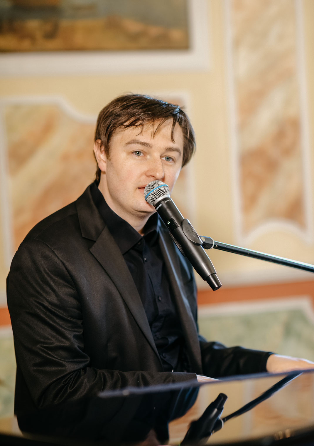Pianist und Sänger