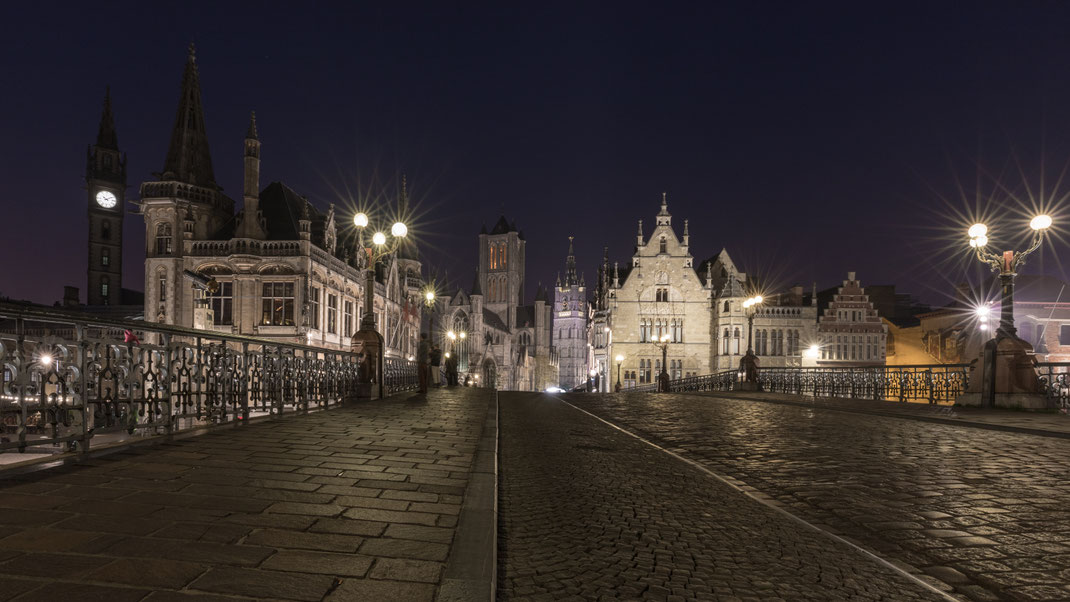 Roman - Foto 2 - Brügge bei Nacht