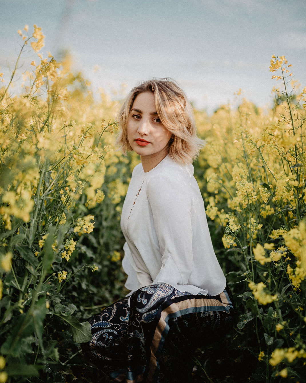 Fotoshooting im Rapsfeld - München by Sebastian Pintea