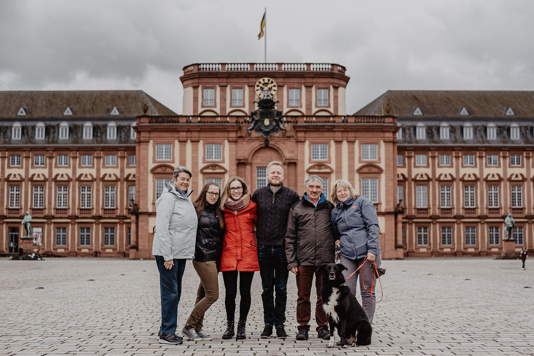 Familienfotos beim Barockschloss Mannheim by Sebastian Pintea
