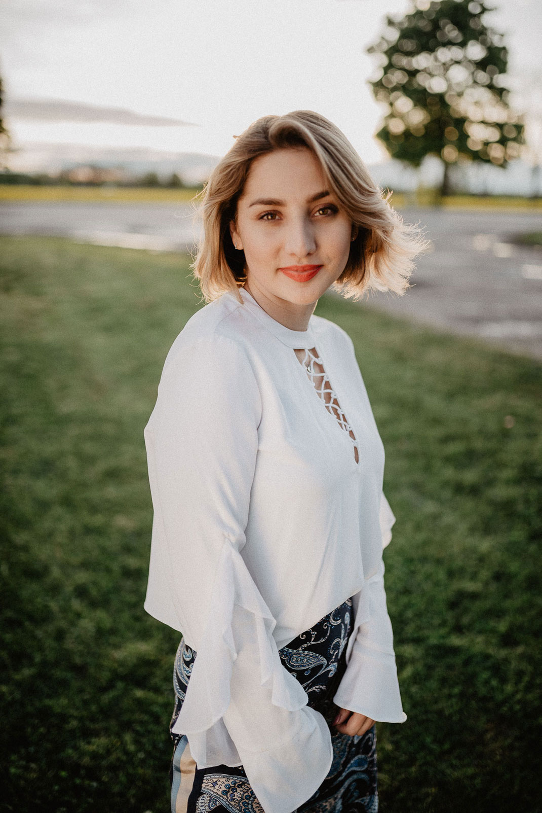 Fotoshooting im Rapsfeld - München by Sebastian Pintea