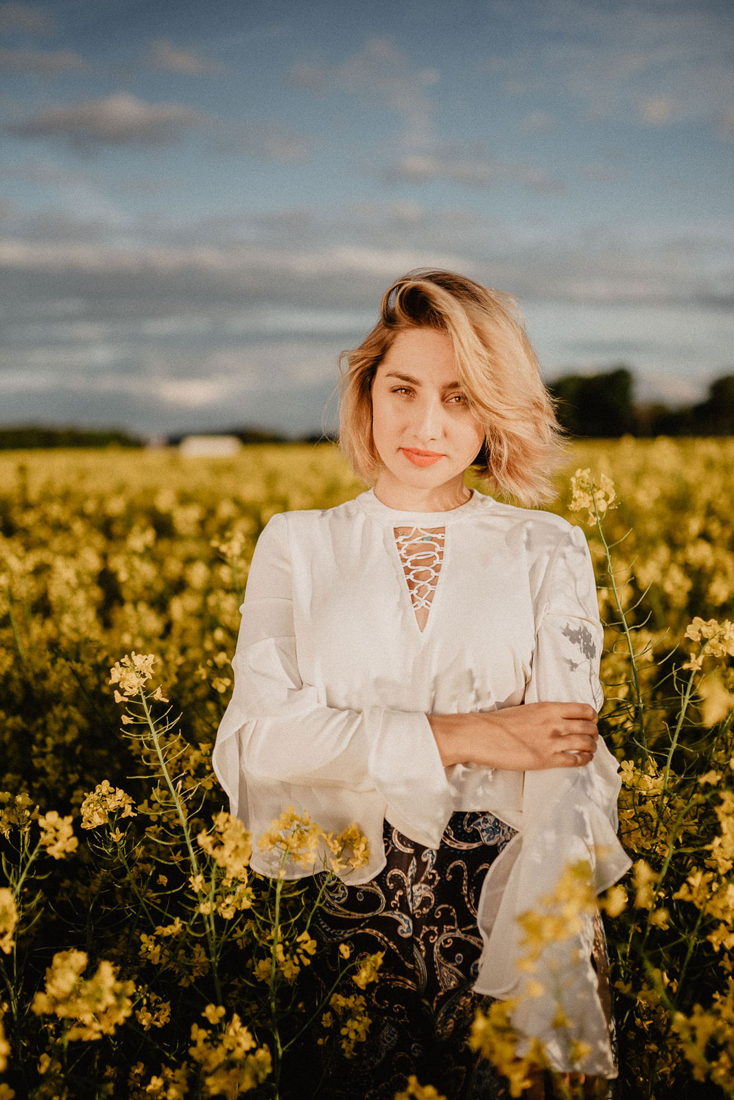 Fotoshooting im Rapsfeld - München by Sebastian Pintea