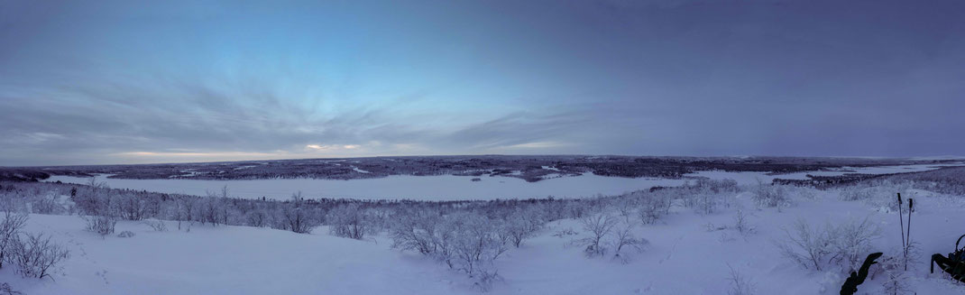 An overview over the Opukasjärvi in the Kaldoaivi national park.