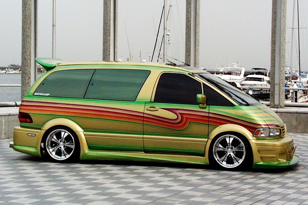 カスタムペイント車 ミニバン系ワゴン車 2ｂｏｘ車 ハイエース他 究極のカスタムペイントbyウォーリアーズ