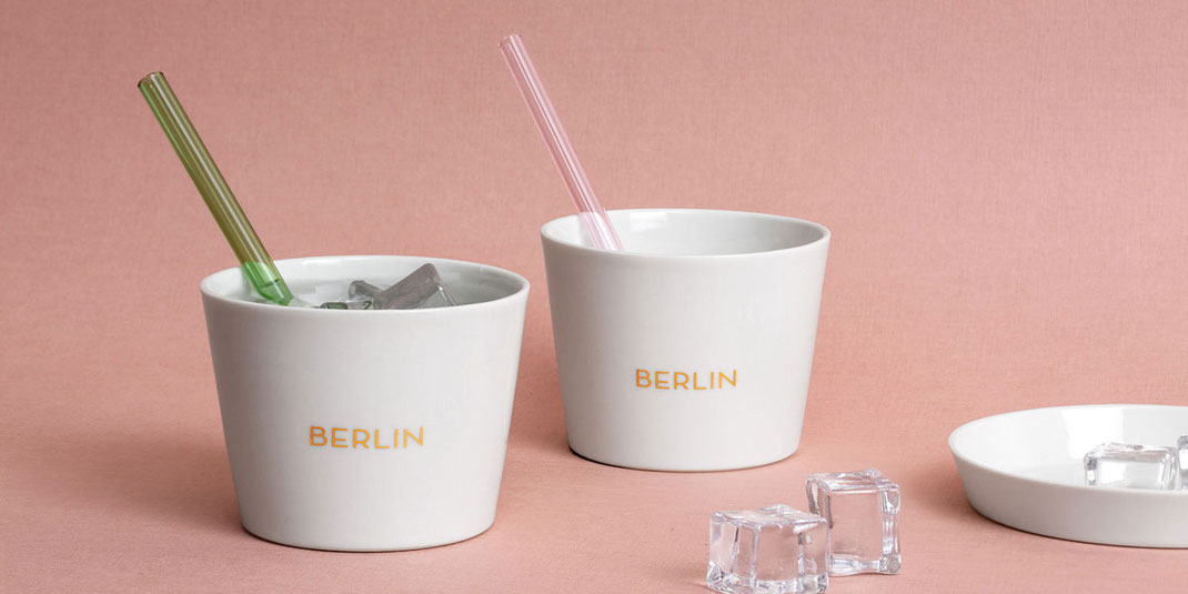 Becher Kaffee Berlin Porzellan handmade Souvenier elegant Andenken gold Design Geschenk