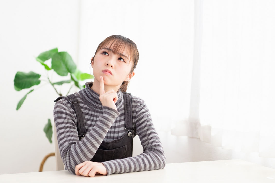 婚活をする女性