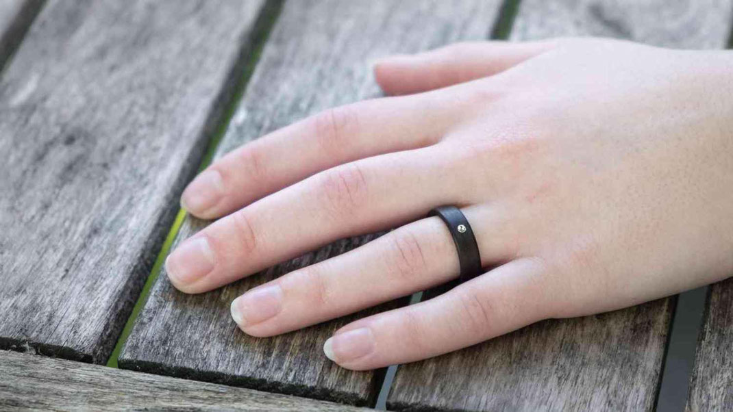 Holzring und Verlobungsring, Hochzeitsringe, Partnerring aus Palisander Swarovski Kristall Holzschmuck