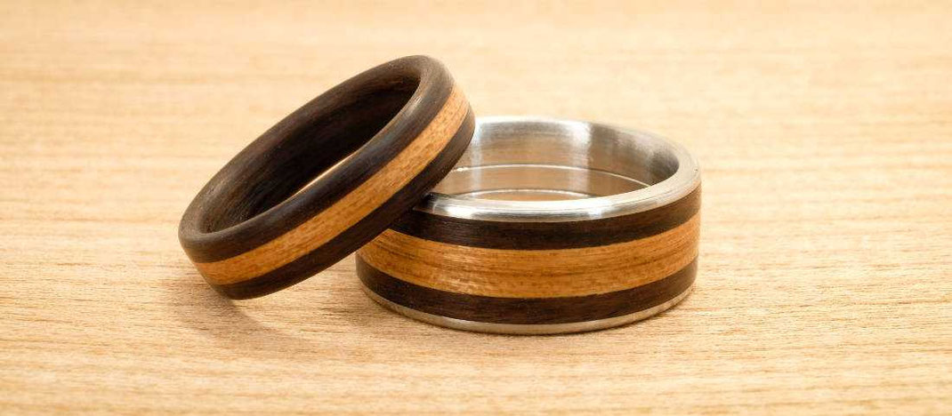 Edelstahlring mit breiter Holzlinie Verlobungsring Ehering Hochzeitsring Partnerringe