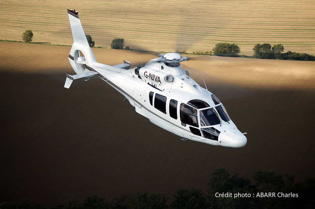 Hélicoptère Dauphin H155 (anciennement Eurocopter EC155, bi-turbines)