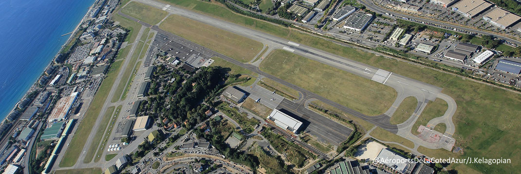 Vue aérienne de l'Aéroport de Cannes-Mandelieu