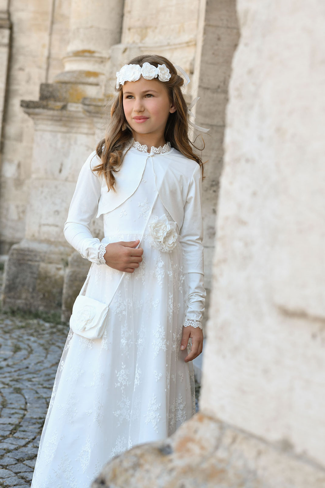 Kommunionskleid für die kleine Prinzessin aus der Monny Kollektion